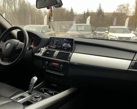 Черный БМВ Х5, объемом двигателя 3 л и пробегом 228 тыс. км за 12700 $, фото 17 на Automoto.ua