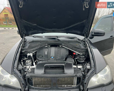 Черный БМВ Х5, объемом двигателя 2.98 л и пробегом 292 тыс. км за 15800 $, фото 23 на Automoto.ua