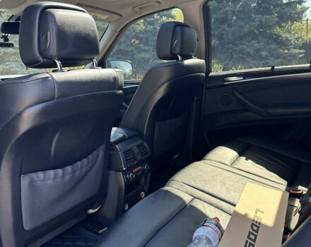 Черный БМВ Х5, объемом двигателя 3 л и пробегом 272 тыс. км за 14600 $, фото 8 на Automoto.ua