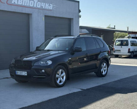 Чорний БМВ Х5, об'ємом двигуна 3 л та пробігом 300 тис. км за 14000 $, фото 2 на Automoto.ua