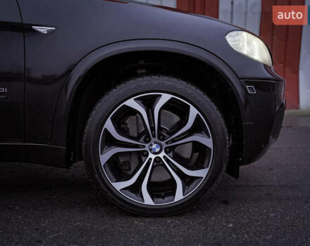 Чорний БМВ Х5, об'ємом двигуна 4.4 л та пробігом 195 тис. км за 16000 $, фото 7 на Automoto.ua