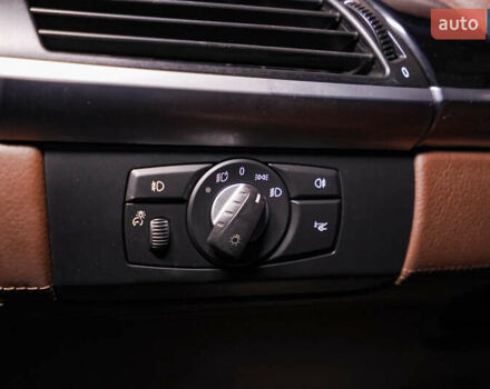 Чорний БМВ Х5, об'ємом двигуна 4.4 л та пробігом 195 тис. км за 16000 $, фото 12 на Automoto.ua