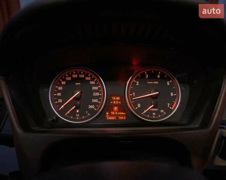 Чорний БМВ Х5, об'ємом двигуна 4.4 л та пробігом 195 тис. км за 16000 $, фото 16 на Automoto.ua