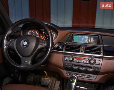 Чорний БМВ Х5, об'ємом двигуна 4.4 л та пробігом 195 тис. км за 16000 $, фото 20 на Automoto.ua
