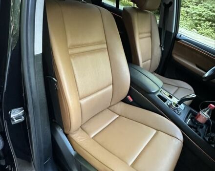 Черный БМВ Х5, объемом двигателя 3 л и пробегом 231 тыс. км за 14000 $, фото 9 на Automoto.ua