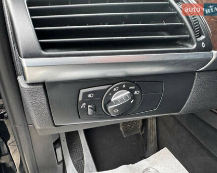 Чорний БМВ Х5, об'ємом двигуна 3 л та пробігом 209 тис. км за 13999 $, фото 11 на Automoto.ua