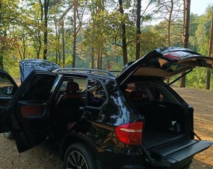 Чорний БМВ Х5, об'ємом двигуна 3 л та пробігом 241 тис. км за 17000 $, фото 7 на Automoto.ua