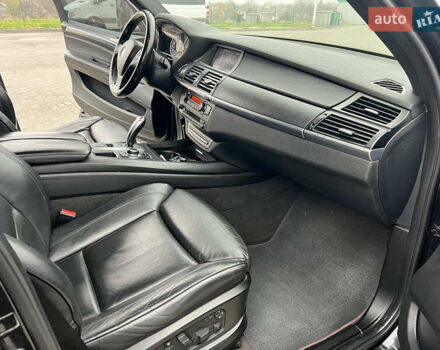 Черный БМВ Х5, объемом двигателя 2.98 л и пробегом 292 тыс. км за 15800 $, фото 12 на Automoto.ua