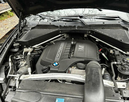 Черный БМВ Х5, объемом двигателя 2.98 л и пробегом 241 тыс. км за 12400 $, фото 3 на Automoto.ua