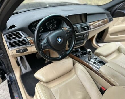 Черный БМВ Х5, объемом двигателя 3 л и пробегом 223 тыс. км за 13500 $, фото 12 на Automoto.ua