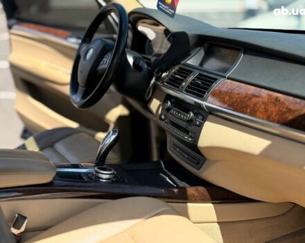 Черный БМВ Х5, объемом двигателя 3 л и пробегом 321 тыс. км за 15890 $, фото 26 на Automoto.ua