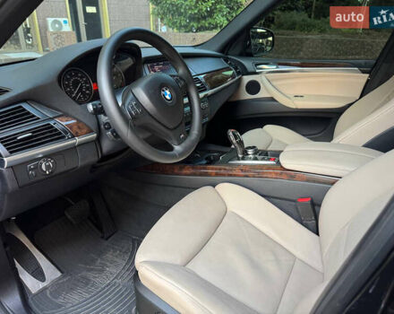 Черный БМВ Х5, объемом двигателя 2.98 л и пробегом 220 тыс. км за 14200 $, фото 16 на Automoto.ua