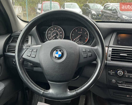 Черный БМВ Х5, объемом двигателя 2.99 л и пробегом 252 тыс. км за 16500 $, фото 10 на Automoto.ua