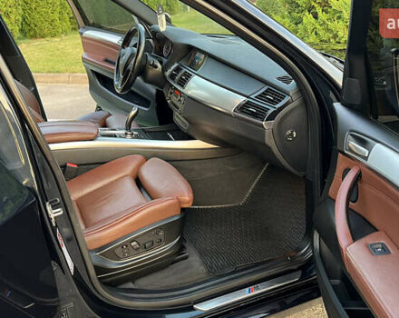 Черный БМВ Х5, объемом двигателя 3 л и пробегом 297 тыс. км за 21500 $, фото 5 на Automoto.ua