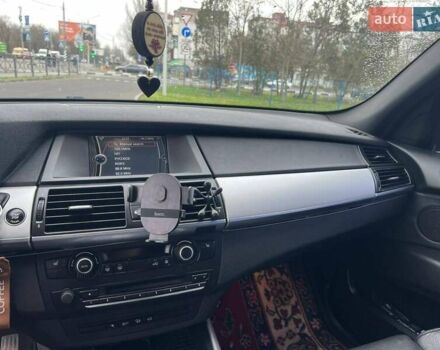 Черный БМВ Х5, объемом двигателя 3 л и пробегом 243 тыс. км за 15800 $, фото 31 на Automoto.ua