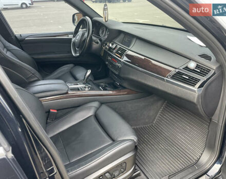 БМВ Х5 2011 в Киеве на Automoto.ua Черный БМВ Х5, объемом двигателя 2.98 л и пробегом 193 тыс. км за 18000 $, фото 24 на Automoto.ua