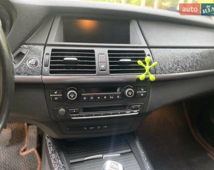 Чорний БМВ Х5, об'ємом двигуна 2.98 л та пробігом 197 тис. км за 14500 $, фото 13 на Automoto.ua