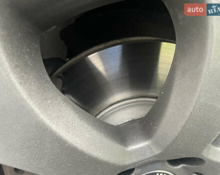 Чорний БМВ Х5, об'ємом двигуна 3 л та пробігом 212 тис. км за 14500 $, фото 33 на Automoto.ua