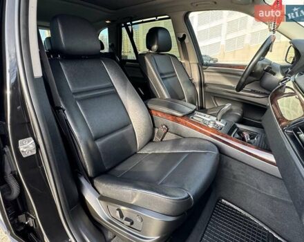 Черный БМВ Х5, объемом двигателя 2.98 л и пробегом 163 тыс. км за 16300 $, фото 67 на Automoto.ua