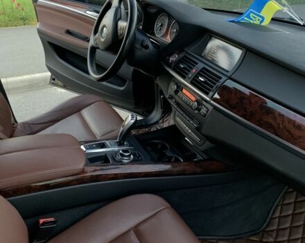 Чорний БМВ Х5, об'ємом двигуна 3 л та пробігом 290 тис. км за 13500 $, фото 10 на Automoto.ua