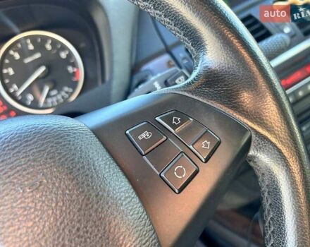 Черный БМВ Х5, объемом двигателя 2.98 л и пробегом 240 тыс. км за 16200 $, фото 19 на Automoto.ua