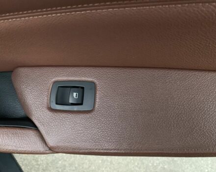 Чорний БМВ Х5, об'ємом двигуна 3 л та пробігом 290 тис. км за 13500 $, фото 21 на Automoto.ua