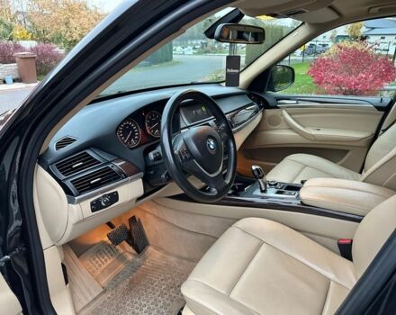 Чорний БМВ Х5, об'ємом двигуна 3 л та пробігом 204 тис. км за 3999 $, фото 3 на Automoto.ua