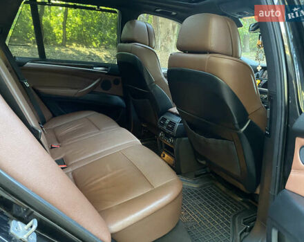 Чорний БМВ Х5, об'ємом двигуна 3 л та пробігом 206 тис. км за 18000 $, фото 33 на Automoto.ua