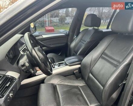 Черный БМВ Х5, объемом двигателя 3 л и пробегом 243 тыс. км за 15800 $, фото 19 на Automoto.ua
