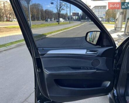 Черный БМВ Х5, объемом двигателя 3 л и пробегом 243 тыс. км за 16000 $, фото 18 на Automoto.ua