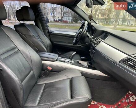 Черный БМВ Х5, объемом двигателя 3 л и пробегом 243 тыс. км за 15800 $, фото 25 на Automoto.ua