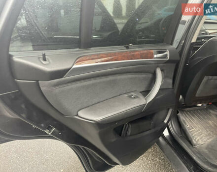 Чорний БМВ Х5, об'ємом двигуна 3 л та пробігом 212 тис. км за 14500 $, фото 26 на Automoto.ua