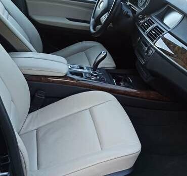 Чорний БМВ Х5, об'ємом двигуна 3 л та пробігом 262 тис. км за 17400 $, фото 25 на Automoto.ua