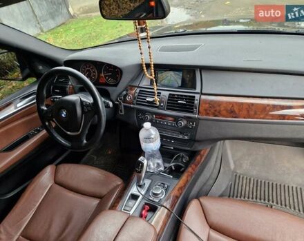 Черный БМВ Х5, объемом двигателя 2.99 л и пробегом 315 тыс. км за 15500 $, фото 5 на Automoto.ua