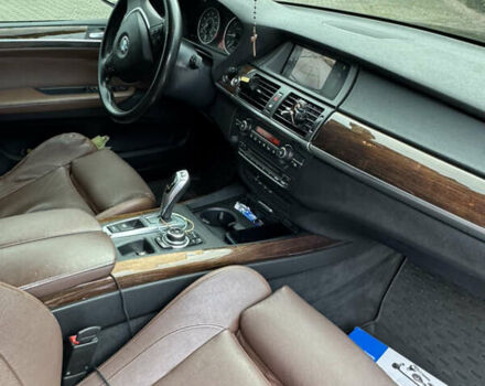 Черный БМВ Х5, объемом двигателя 2.99 л и пробегом 308 тыс. км за 16000 $, фото 10 на Automoto.ua