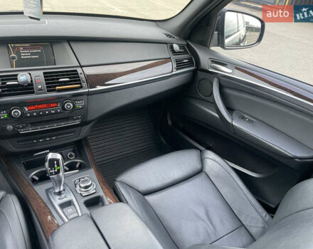 БМВ Х5 2011 в Киеве на Automoto.ua Черный БМВ Х5, объемом двигателя 2.98 л и пробегом 193 тыс. км за 18000 $, фото 30 на Automoto.ua