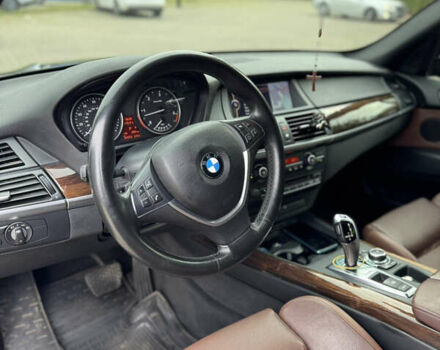 Черный БМВ Х5, объемом двигателя 2.99 л и пробегом 308 тыс. км за 16000 $, фото 9 на Automoto.ua