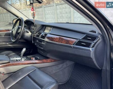 Черный БМВ Х5, объемом двигателя 2.98 л и пробегом 163 тыс. км за 16300 $, фото 59 на Automoto.ua