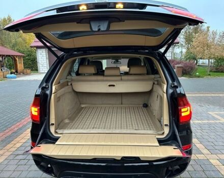 Чорний БМВ Х5, об'ємом двигуна 3 л та пробігом 204 тис. км за 3999 $, фото 5 на Automoto.ua