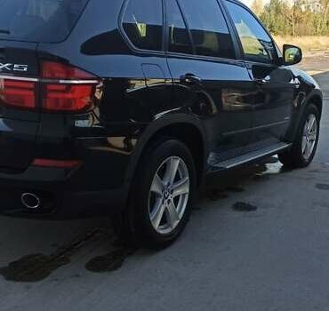 Чорний БМВ Х5, об'ємом двигуна 3 л та пробігом 262 тис. км за 17400 $, фото 1 на Automoto.ua