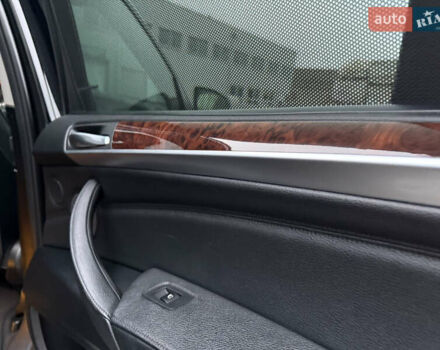 Черный БМВ Х5, объемом двигателя 2.99 л и пробегом 259 тыс. км за 16800 $, фото 67 на Automoto.ua