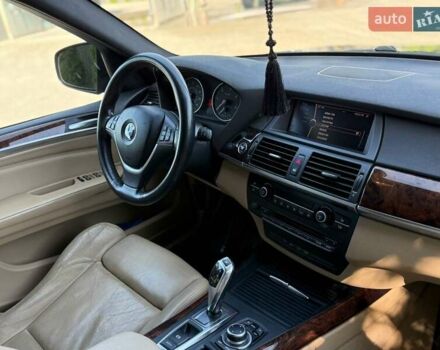 Черный БМВ Х5, объемом двигателя 3 л и пробегом 292 тыс. км за 17700 $, фото 57 на Automoto.ua