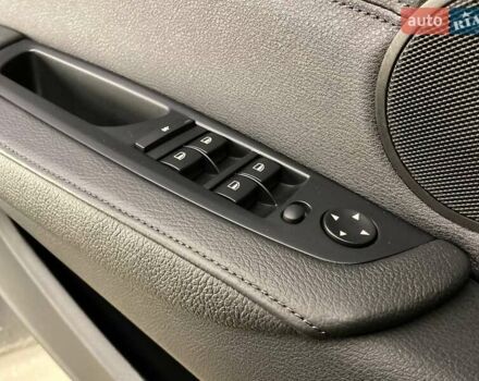 Черный БМВ Х5, объемом двигателя 2.98 л и пробегом 45 тыс. км за 30000 $, фото 11 на Automoto.ua