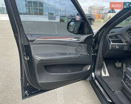 БМВ Х5 2011 в Киеве на Automoto.ua Черный БМВ Х5, объемом двигателя 2.98 л и пробегом 193 тыс. км за 18000 $, фото 40 на Automoto.ua