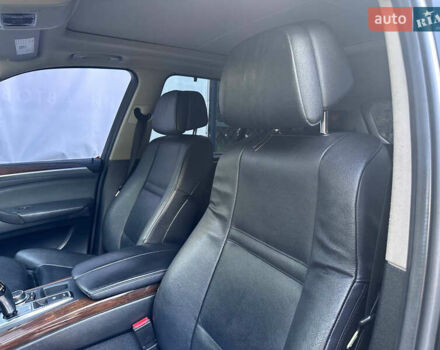 Чорний БМВ Х5, об'ємом двигуна 3 л та пробігом 257 тис. км за 18750 $, фото 33 на Automoto.ua