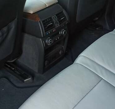 Чорний БМВ Х5, об'ємом двигуна 3 л та пробігом 262 тис. км за 17400 $, фото 32 на Automoto.ua