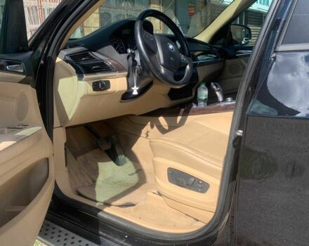 Черный БМВ Х5, объемом двигателя 3 л и пробегом 278 тыс. км за 15000 $, фото 8 на Automoto.ua