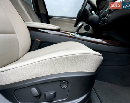 Чорний БМВ Х5, об'ємом двигуна 2.98 л та пробігом 165 тис. км за 13500 $, фото 37 на Automoto.ua