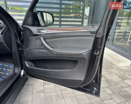 Черный БМВ Х5, объемом двигателя 4.4 л и пробегом 170 тыс. км за 17500 $, фото 33 на Automoto.ua