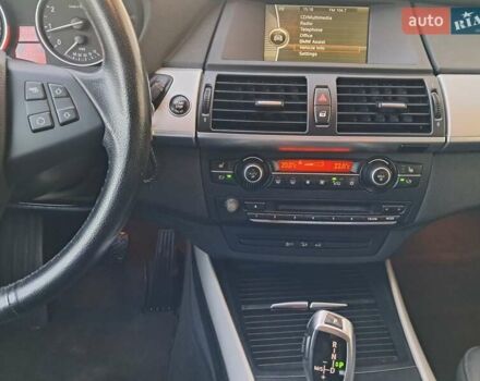 Чорний БМВ Х5, об'ємом двигуна 3 л та пробігом 191 тис. км за 14500 $, фото 78 на Automoto.ua